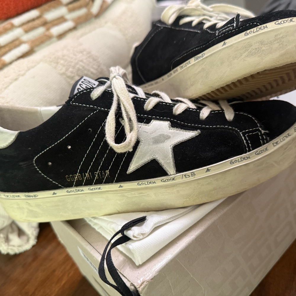 Golden Goose Black Suede Sneakers with Leather Star - Picture 2 of 11